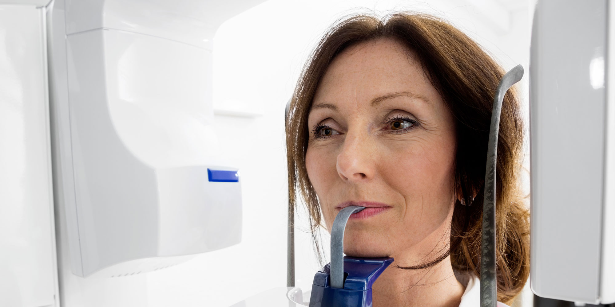 dental implant candidate undergoing cbct